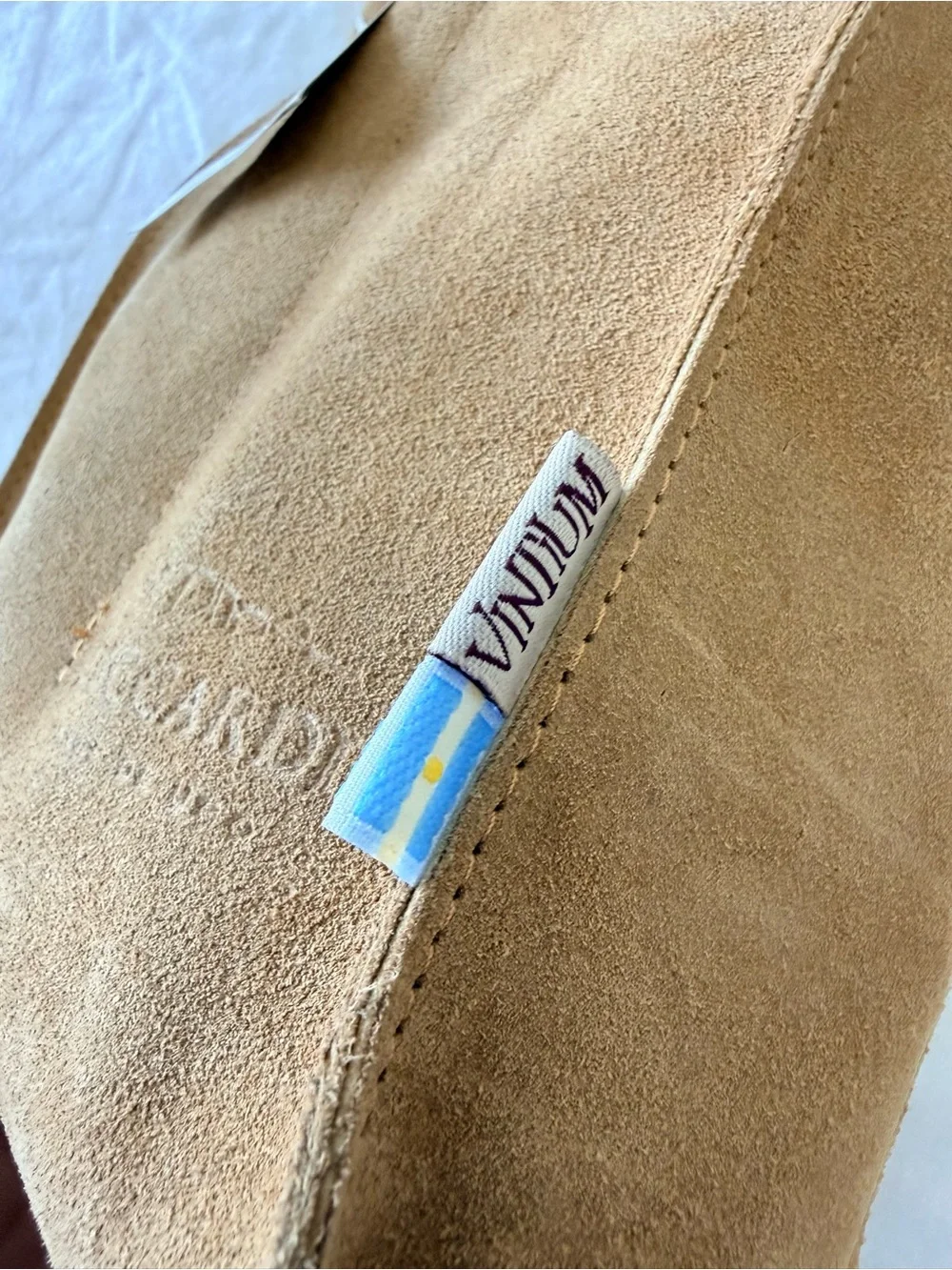 Vintium | Dual Bottle Brown Suede Wine Bag | Zuccardi Branded